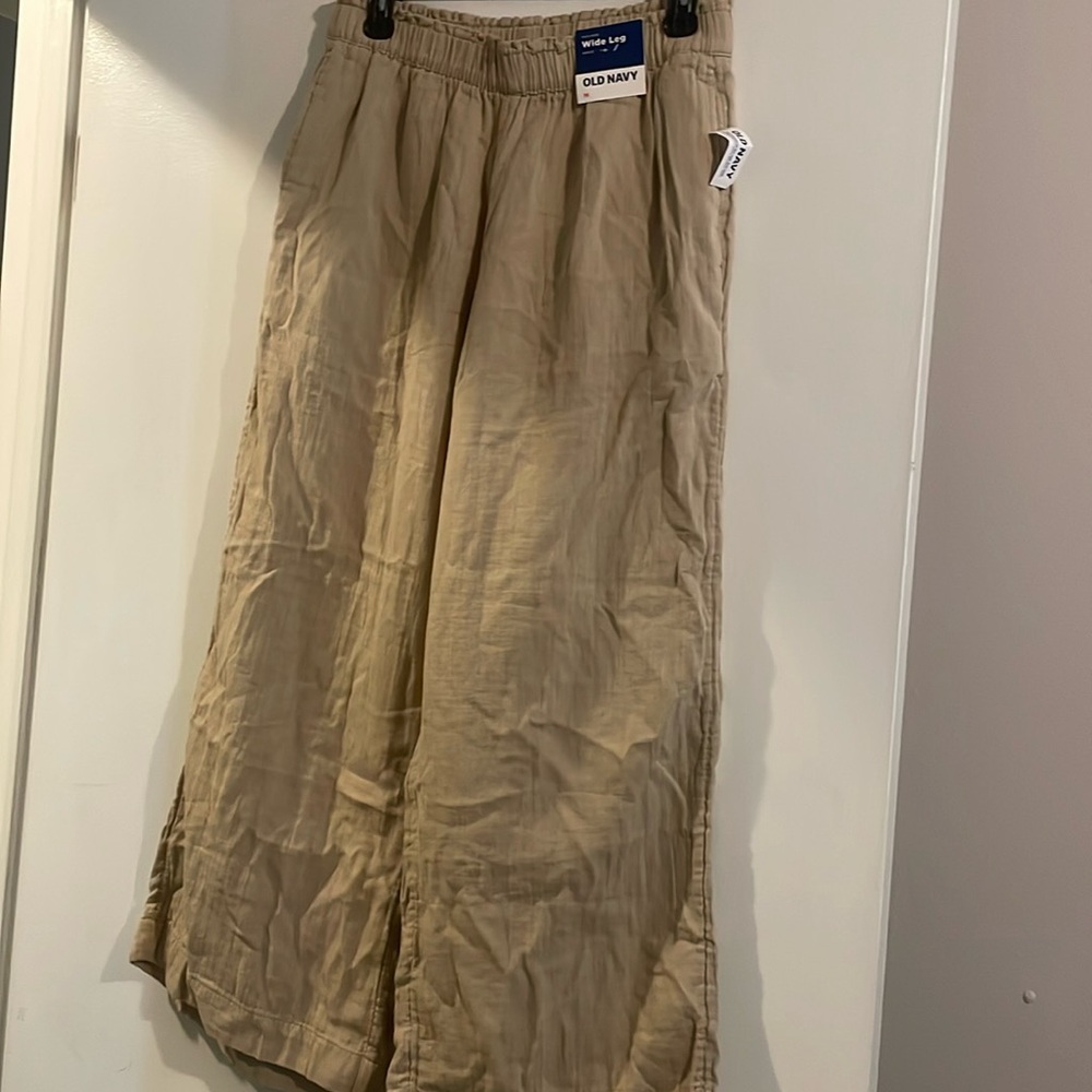 NWT wide leg crop pants